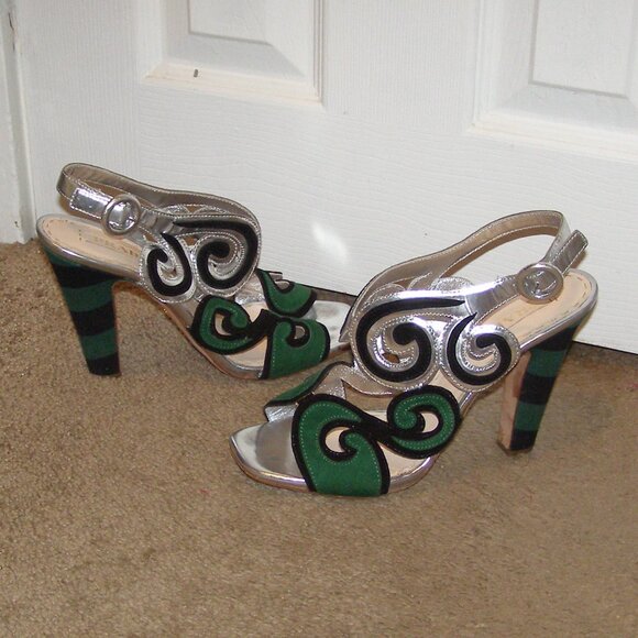 RARE size 40 PRADA Silver and Green shoes - Picture 4 of 13